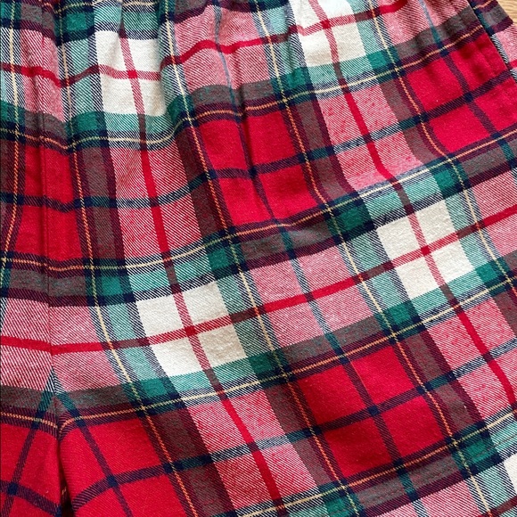 Hanna Andersson Women's Holiday Flannel Pajama Shorts - Picture 2 of 7